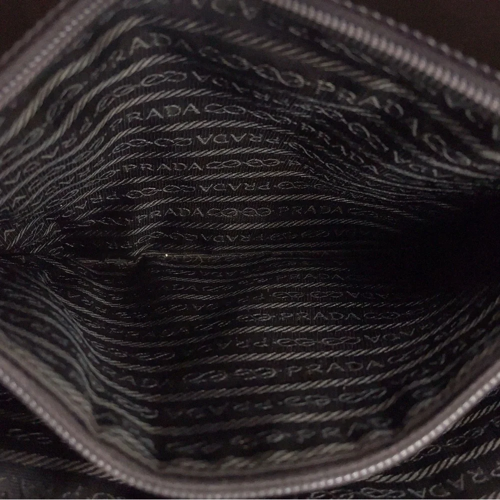 PRADA‎ Vintage Y2K Unisex Rare Dark Olive Nylon/Leather Shopper Tote Handbag